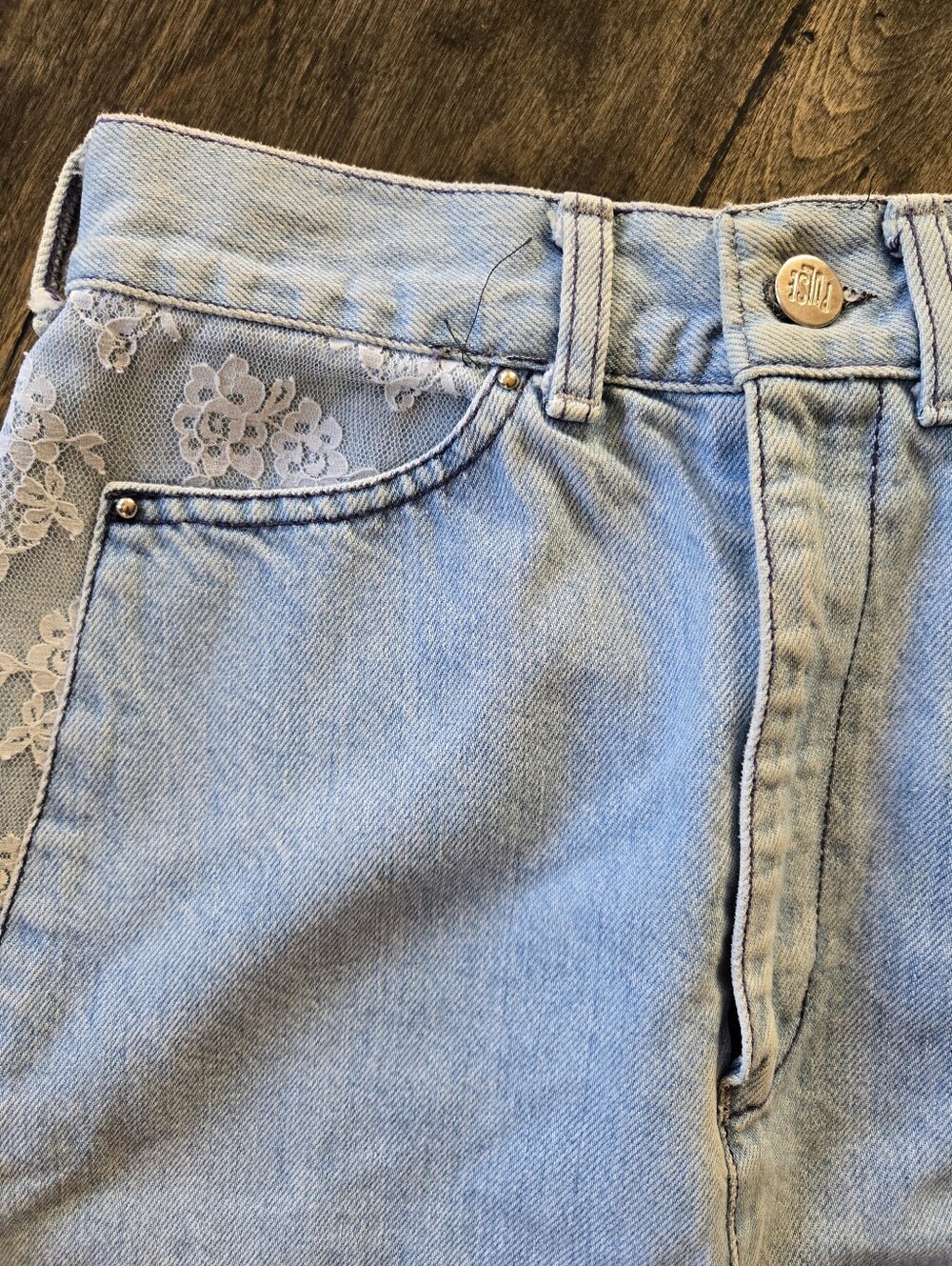 🏷️ Vintage Pulse Lace-Panel Denim Skirt - High Waisted Midi